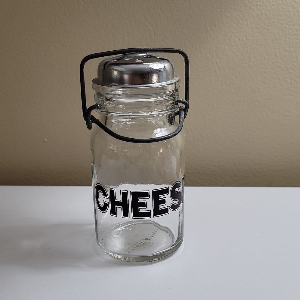 Wheaton Vintage Cheese Shaker